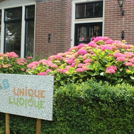 Bed and Breakfast Uniqueludique Middenbeemster Exterior foto
